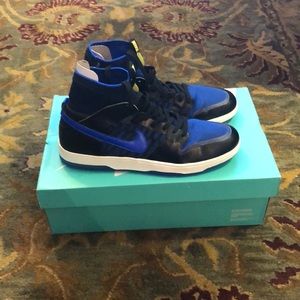nike sb zoom dunk high elt qs